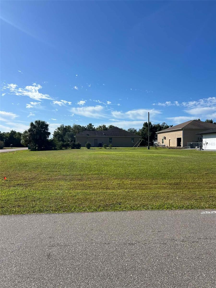 PORT CHARLOTTE SEC 050 - Land