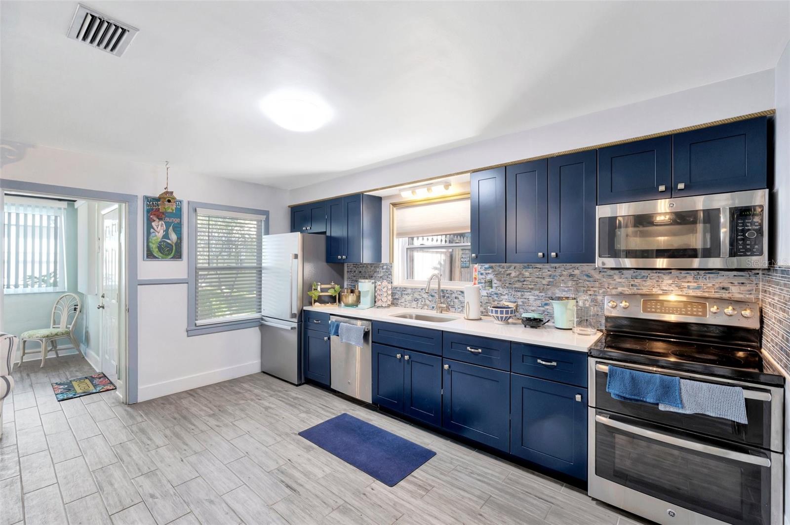 ST PETERSBURG BEACH REP - Residential Income