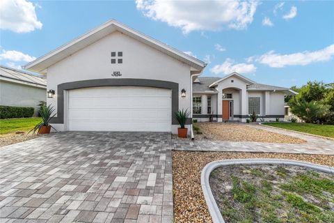 Photo of 4543 N Jademoor Drive, Beverly Hills, FL 34465 (MLS # OM723753)