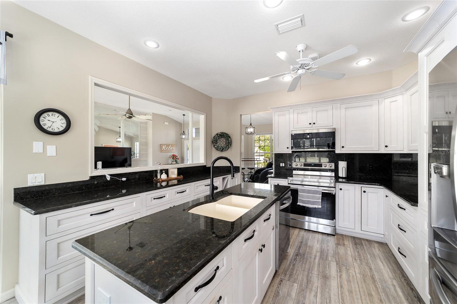 LAUREL RIDGE 01 - Residential