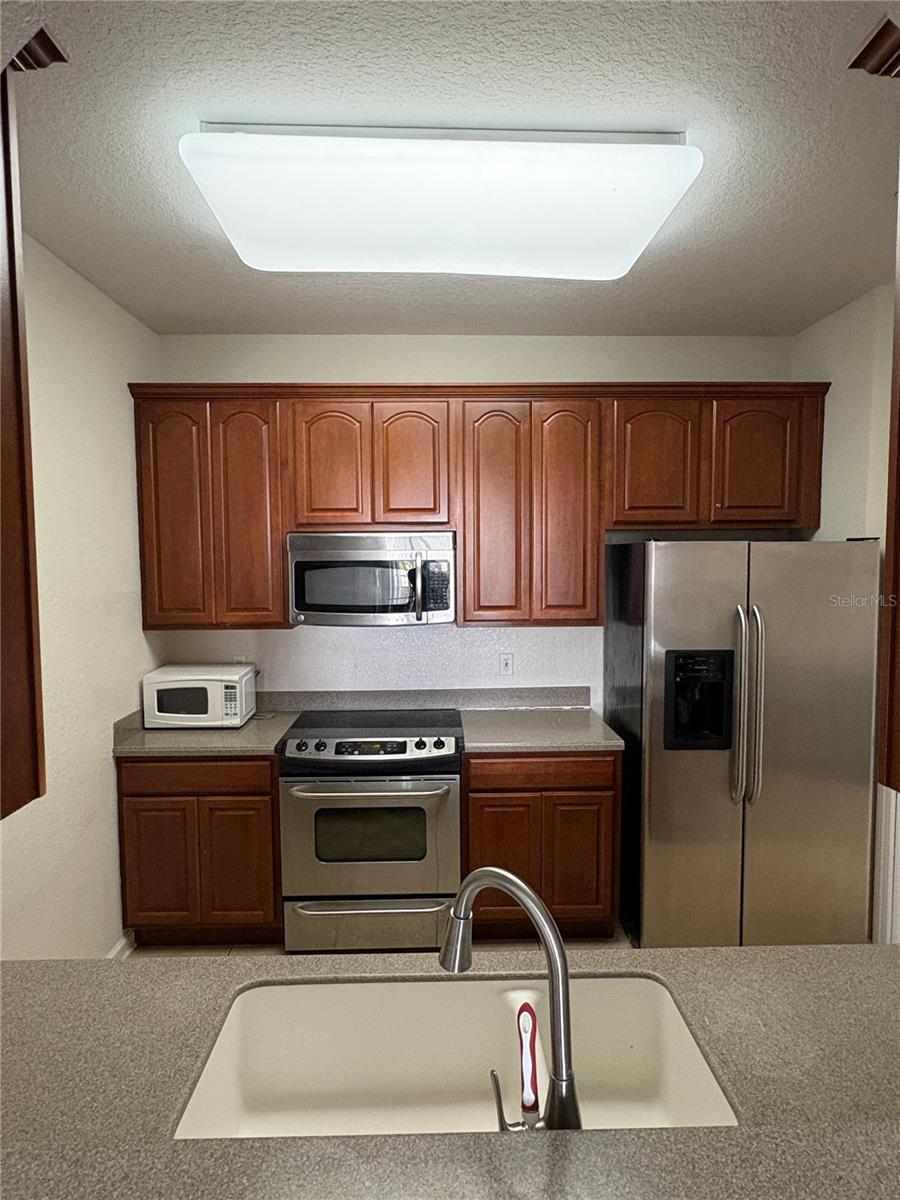 ISLES/CAY COMMONS - Residential