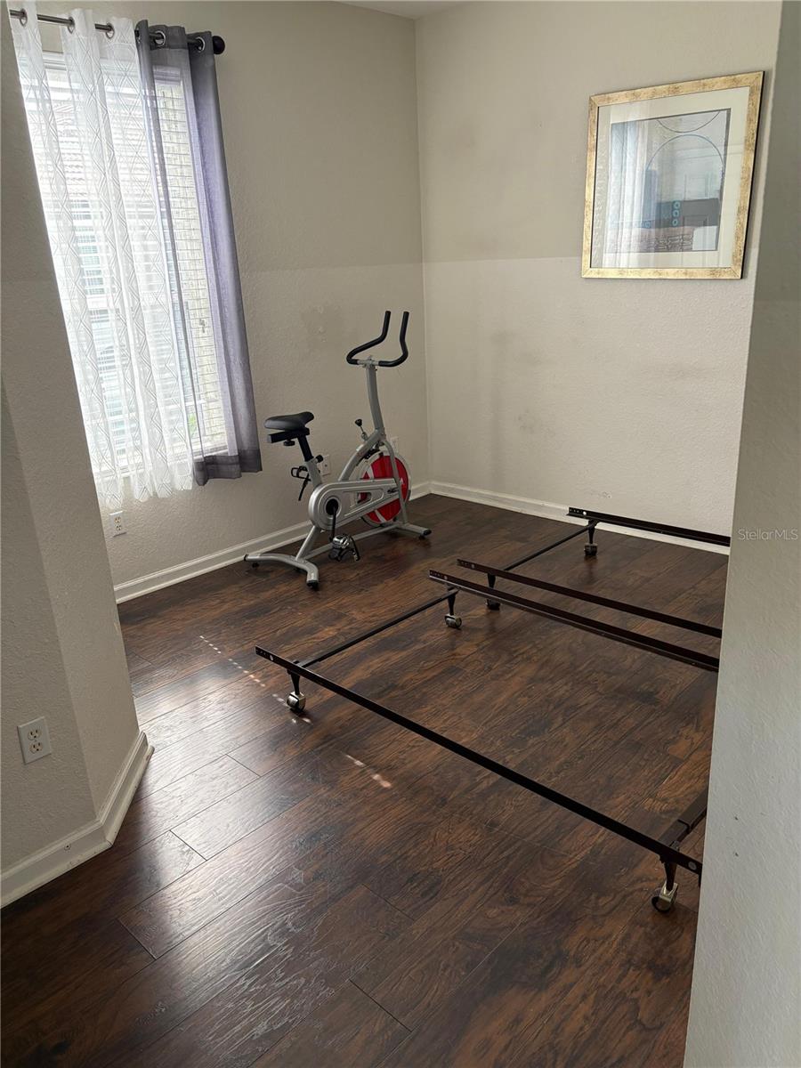 ISLES/CAY COMMONS - Residential