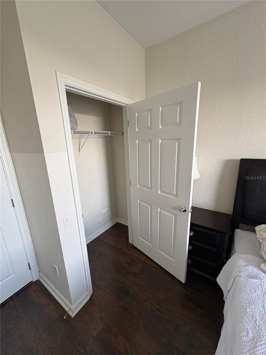 ISLES/CAY COMMONS - Residential