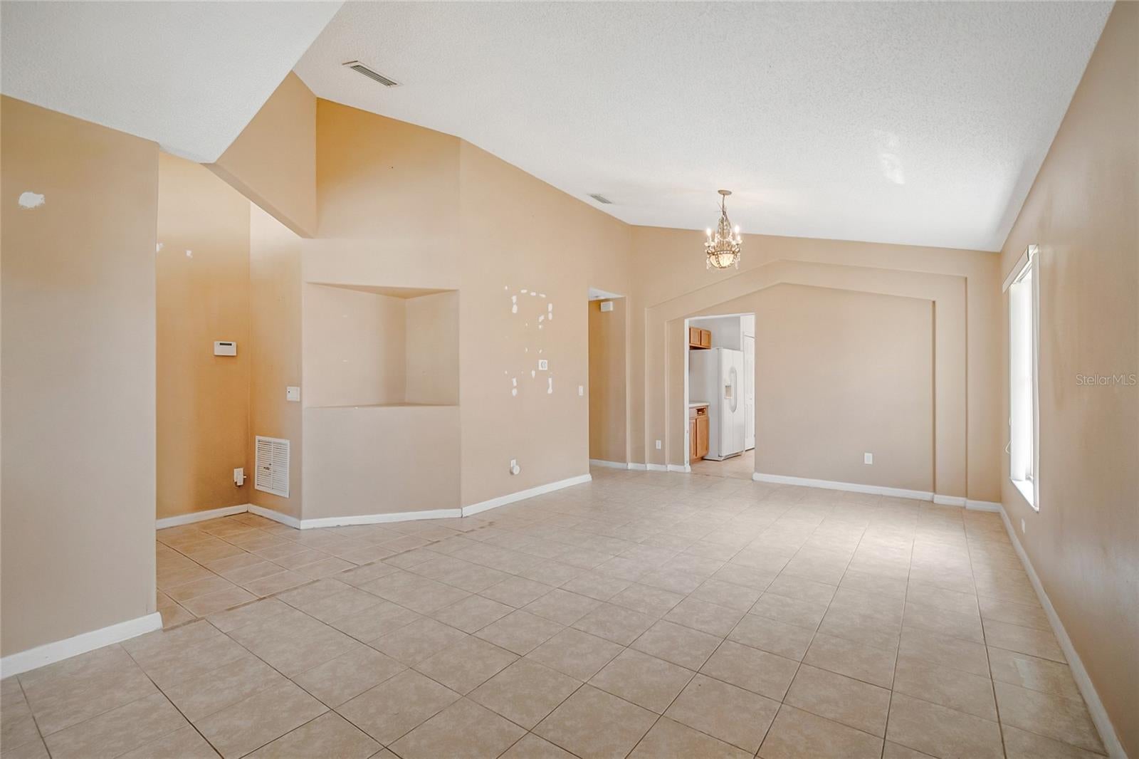 855 BRAYTON LANE
