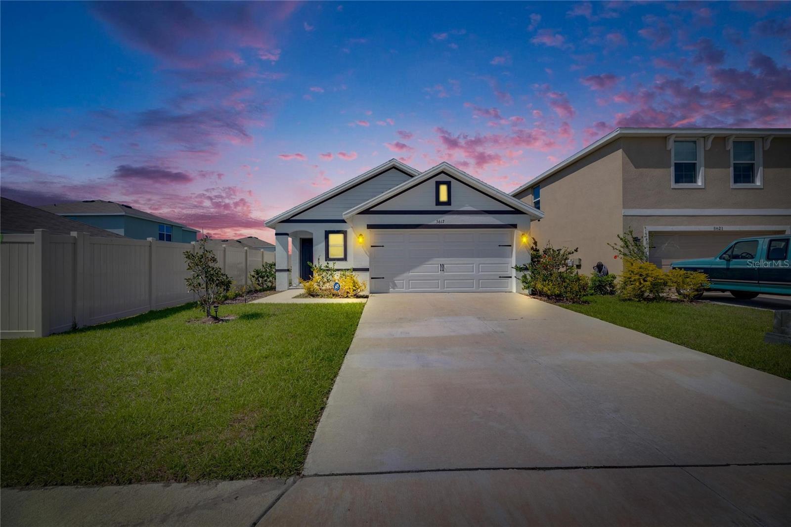 5617 FLAGSTONE TRAIL