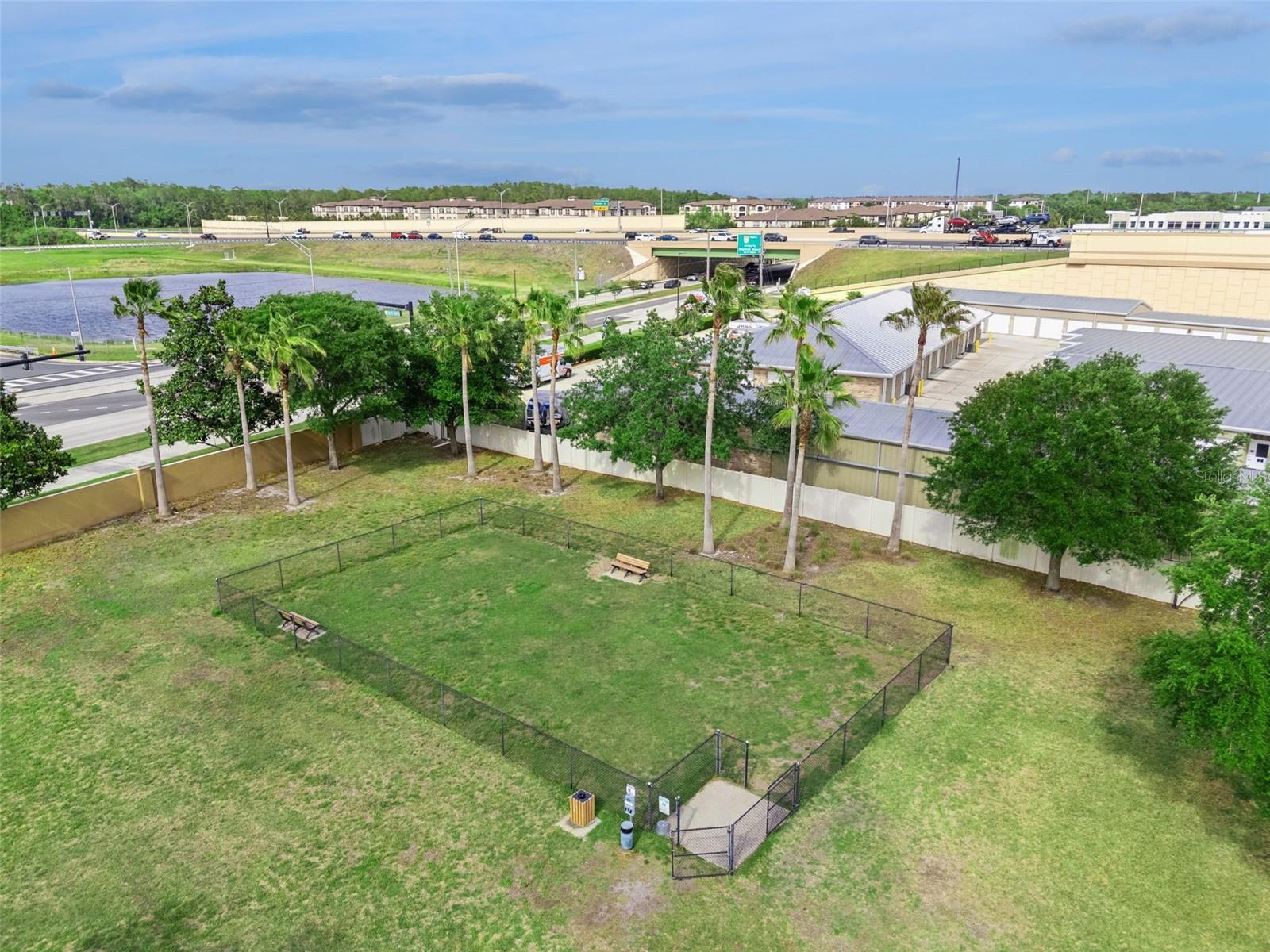 SAVANNAH LNDGS - Residential