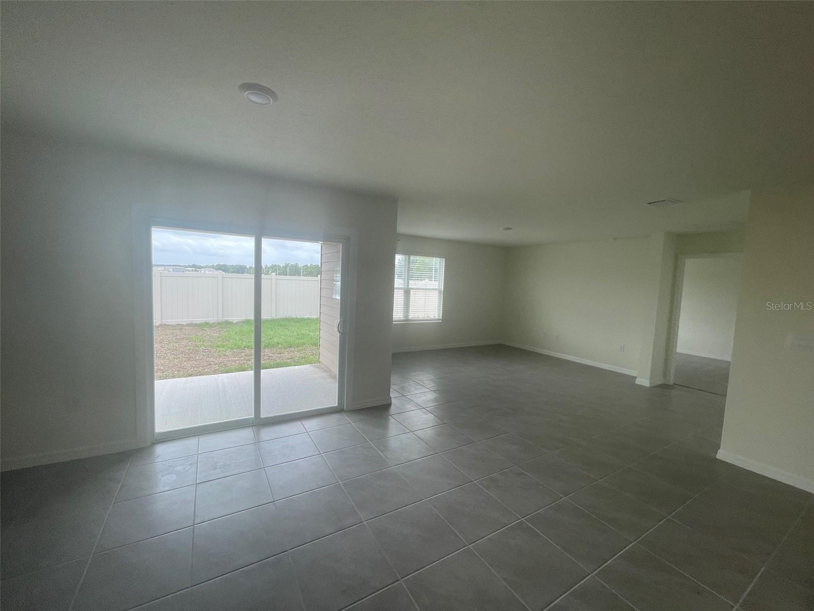 AVALON WOODS PH 2 PB 39 PG 35 - Residential Lease