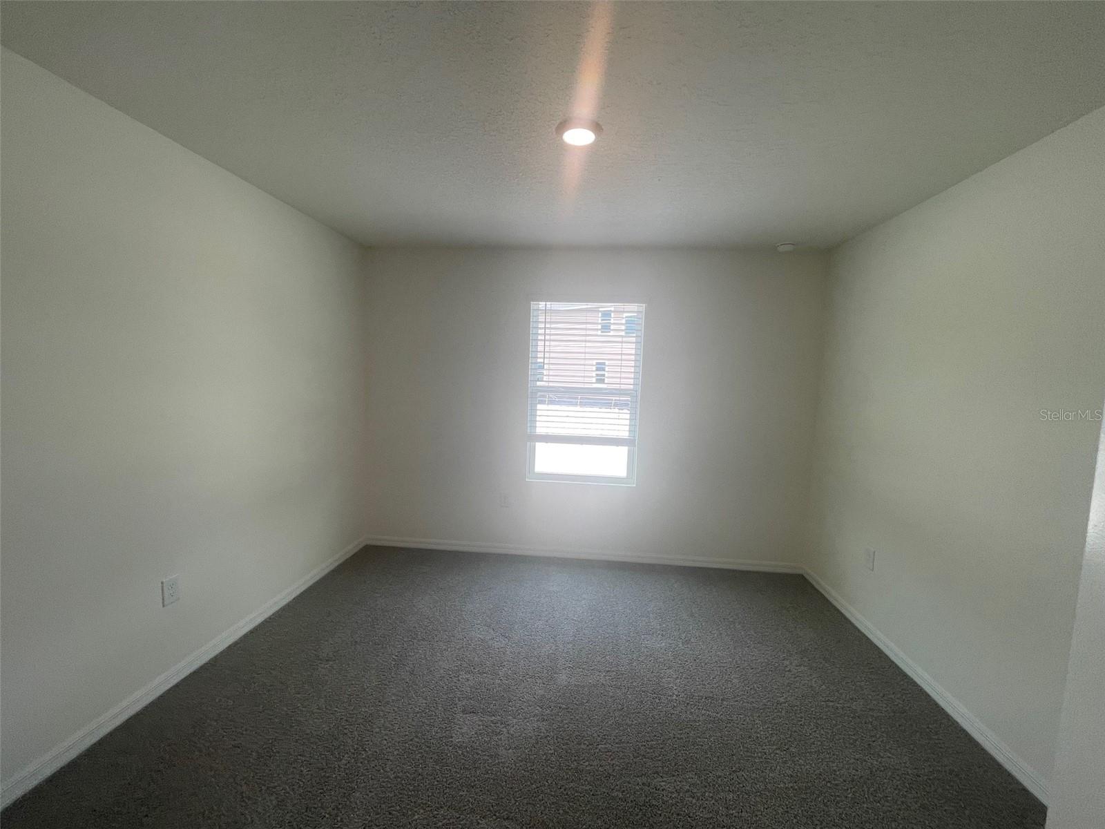 AVALON WOODS PH 2 PB 39 PG 35 - Residential Lease