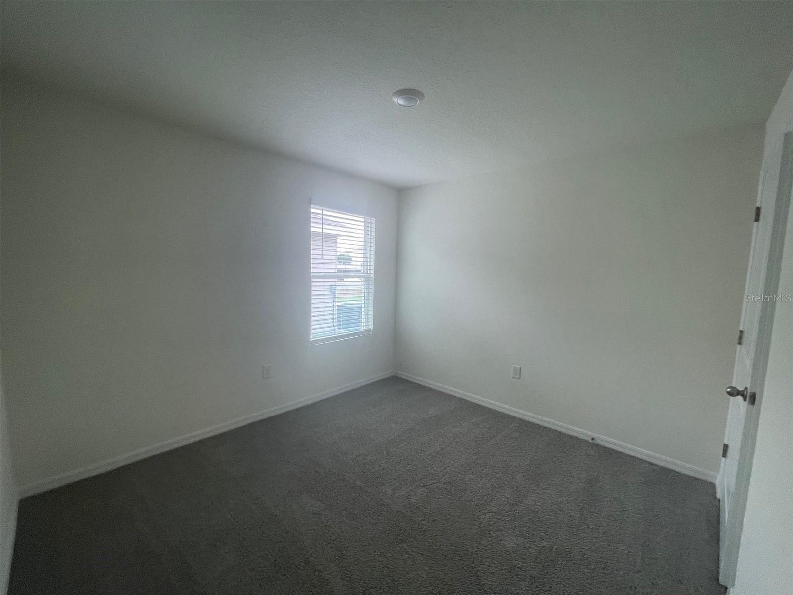 AVALON WOODS PH 2 PB 39 PG 35 - Residential Lease