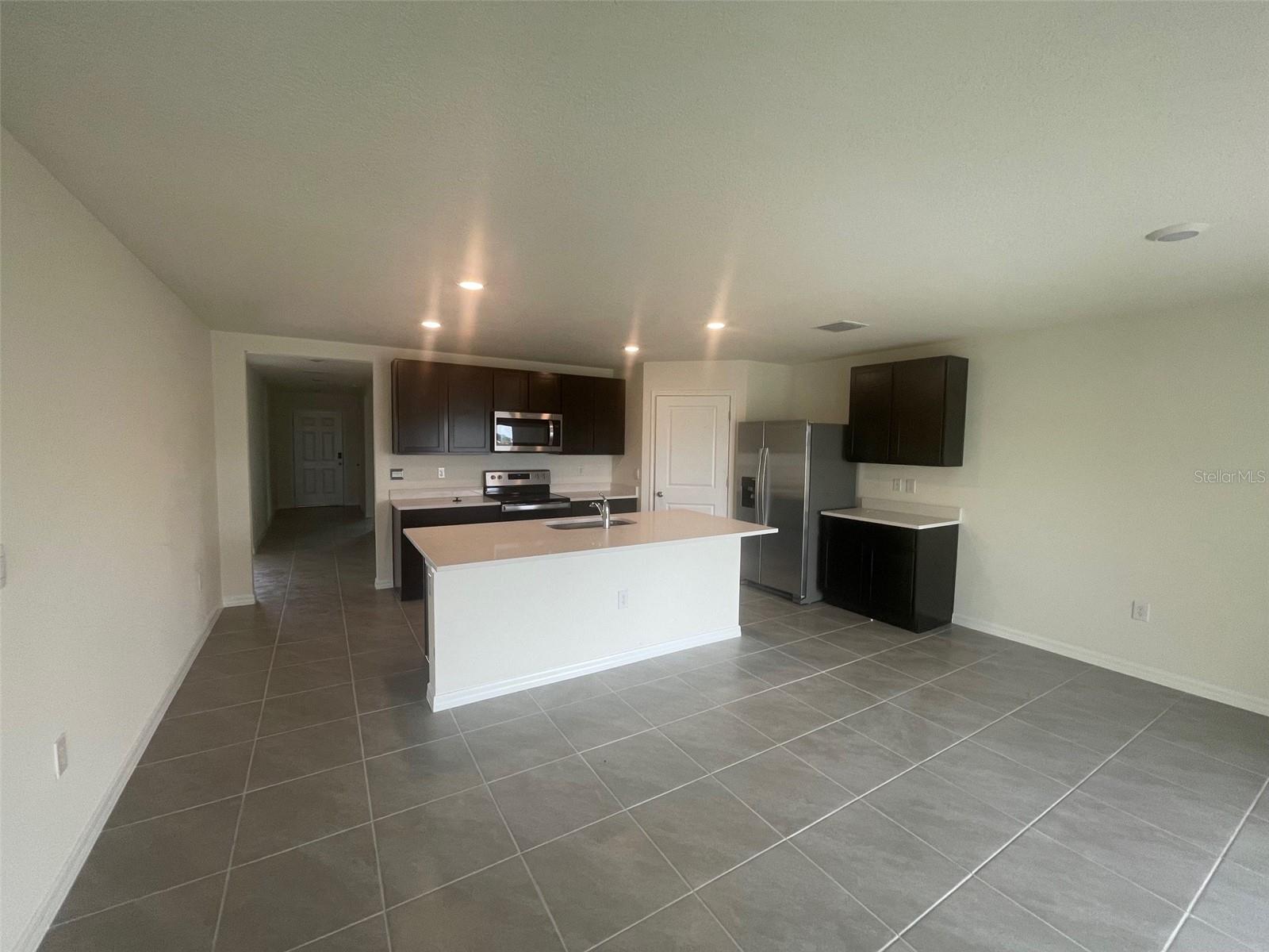 AVALON WOODS PH 2 PB 39 PG 35 - Residential Lease