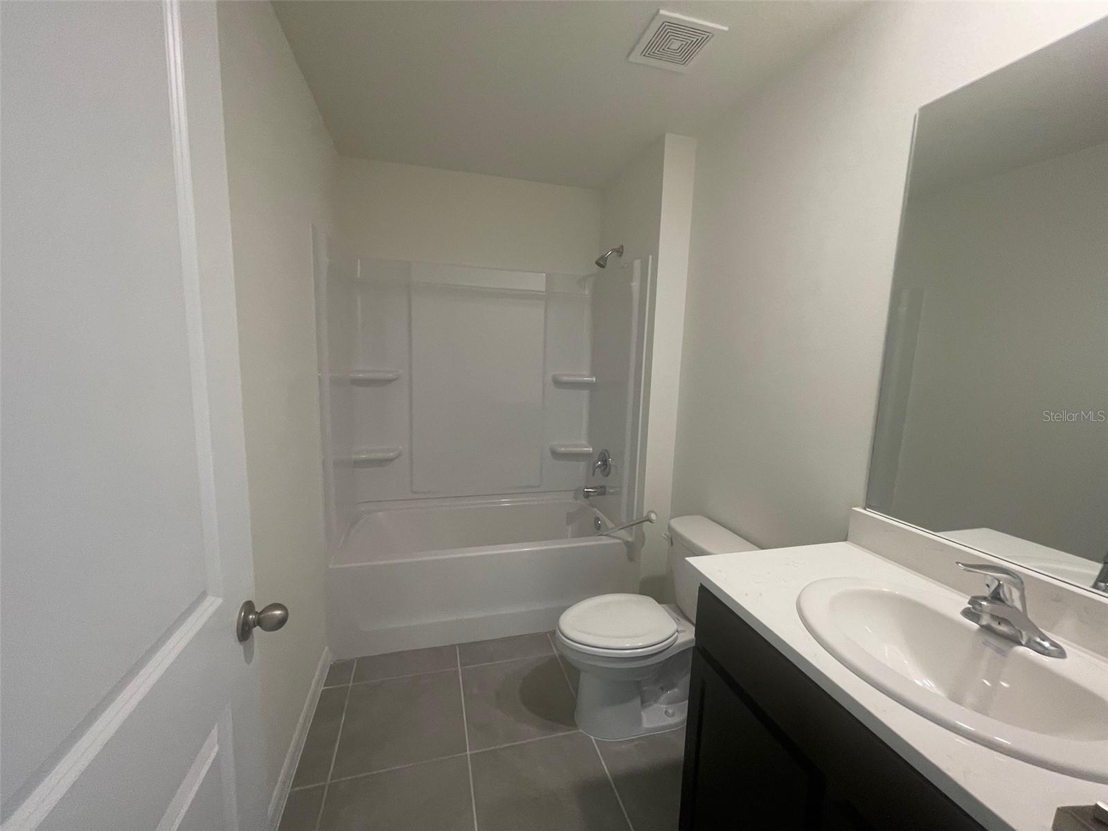 AVALON WOODS PH 2 PB 39 PG 35 - Residential Lease