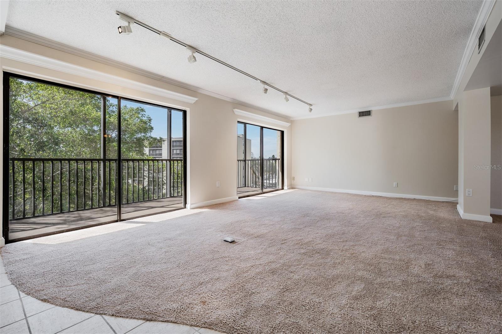 COVE CAY VILLAGE IV - Residential