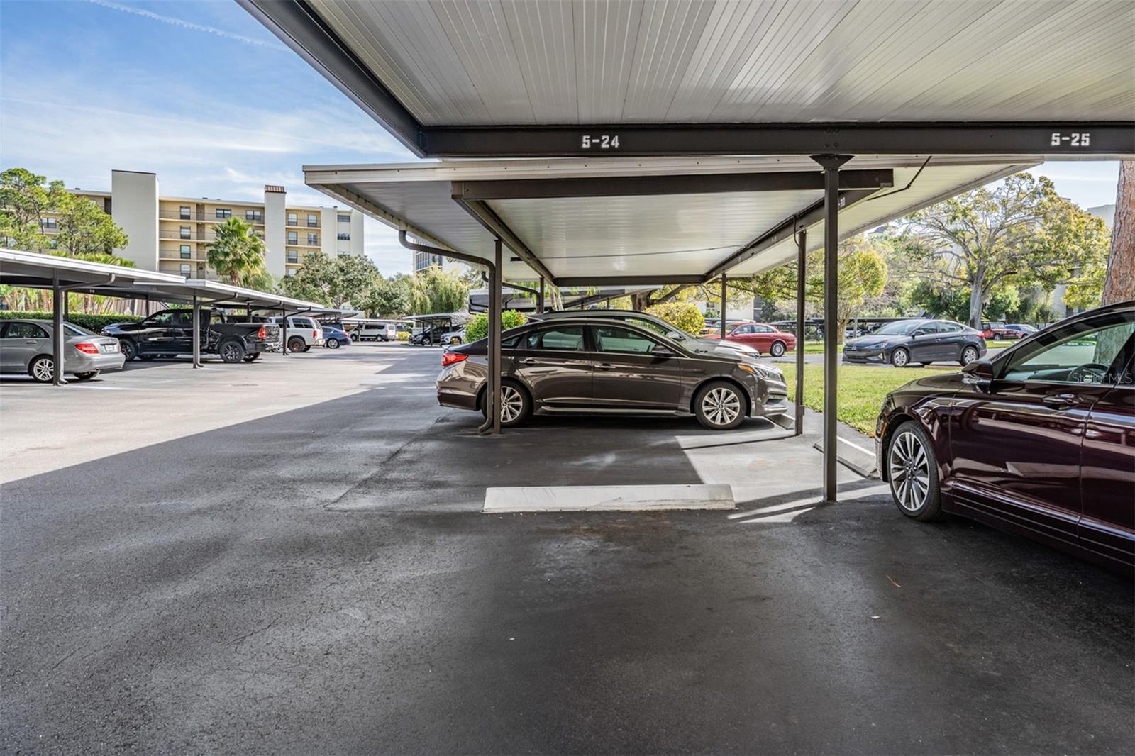 COVE CAY VILLAGE IV - Residential