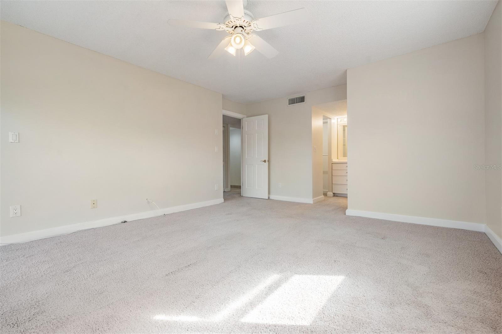 COVE CAY VILLAGE IV - Residential