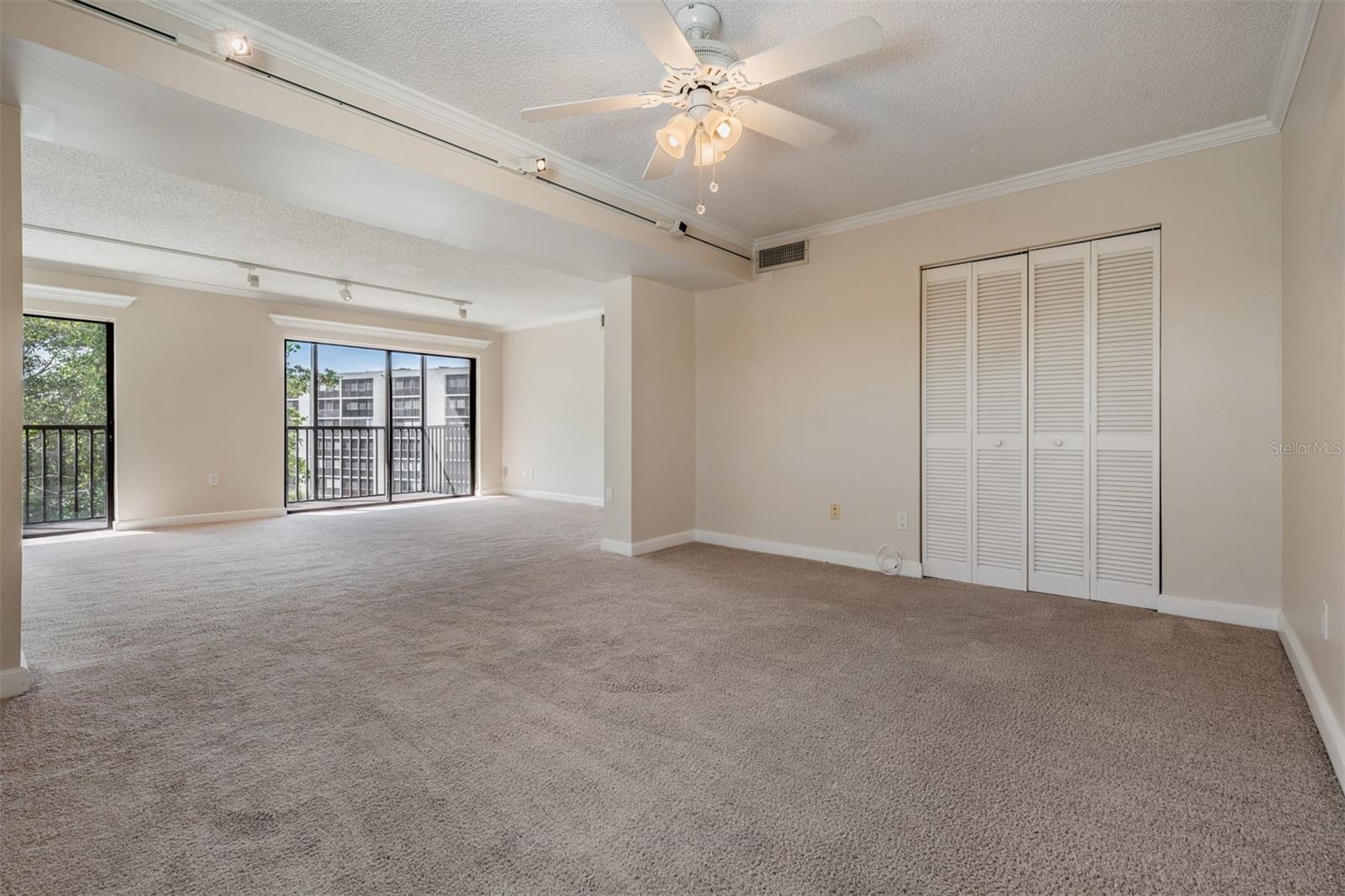 COVE CAY VILLAGE IV - Residential