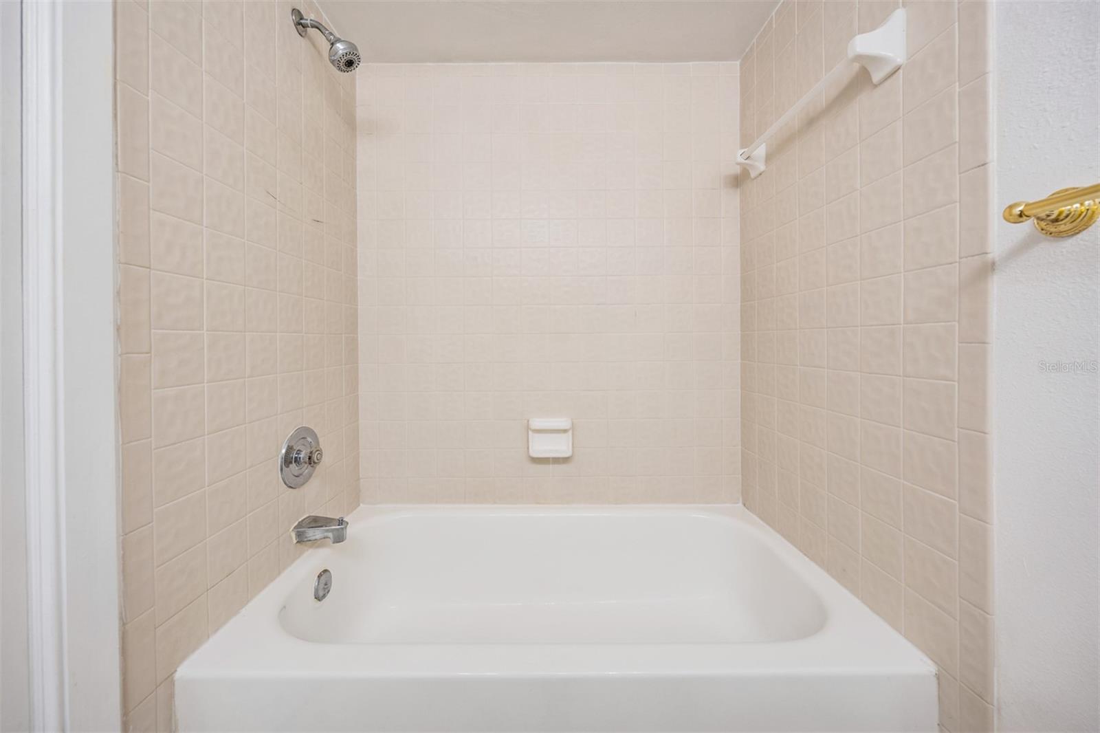 COVE CAY VILLAGE IV - Residential