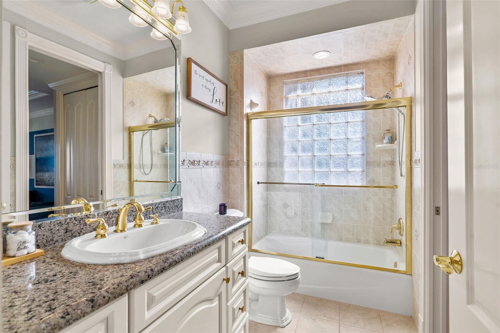 SKIMMER POINT PH III - Residential