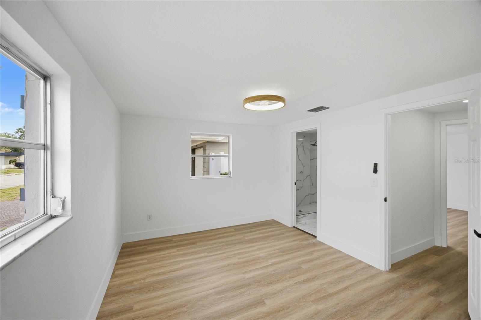 BEACON SQUARE - Residential