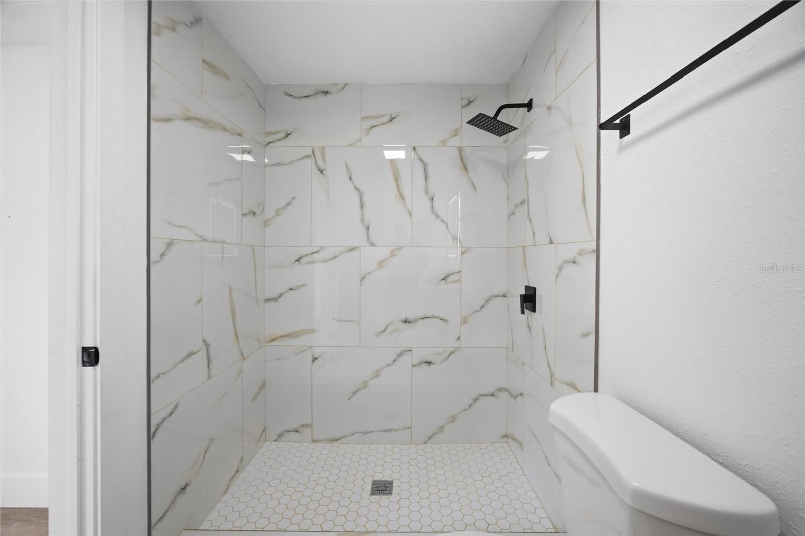 BEACON SQUARE - Residential