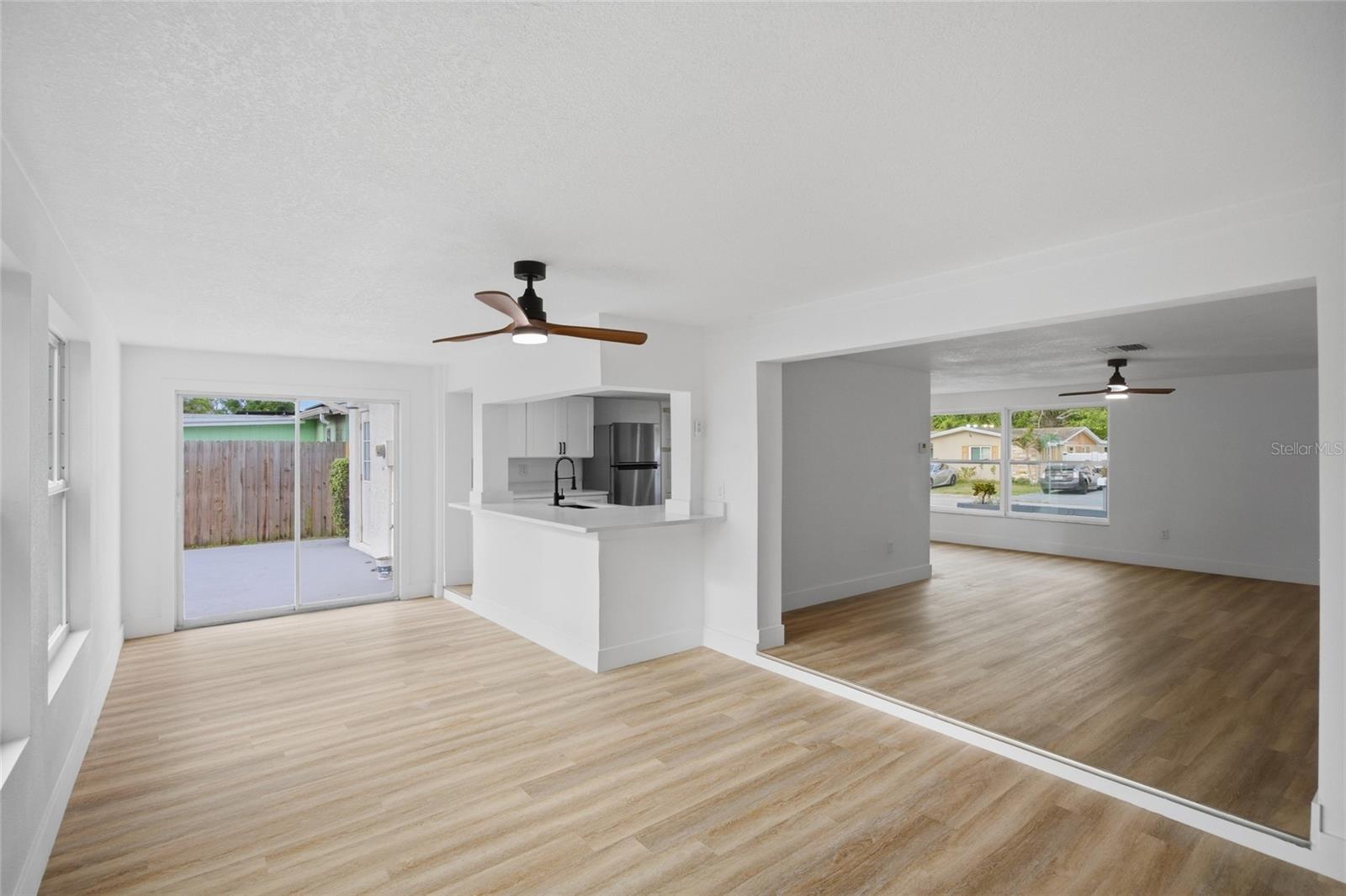 BEACON SQUARE - Residential