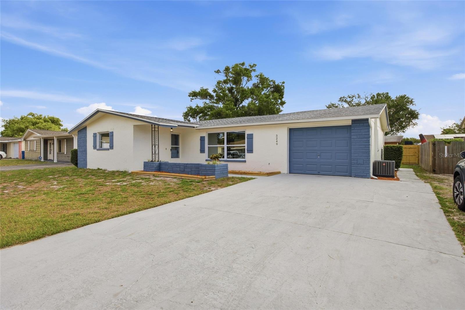 BEACON SQUARE - Residential