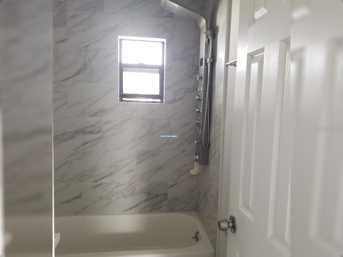 SPRING HILL - Residential Lease