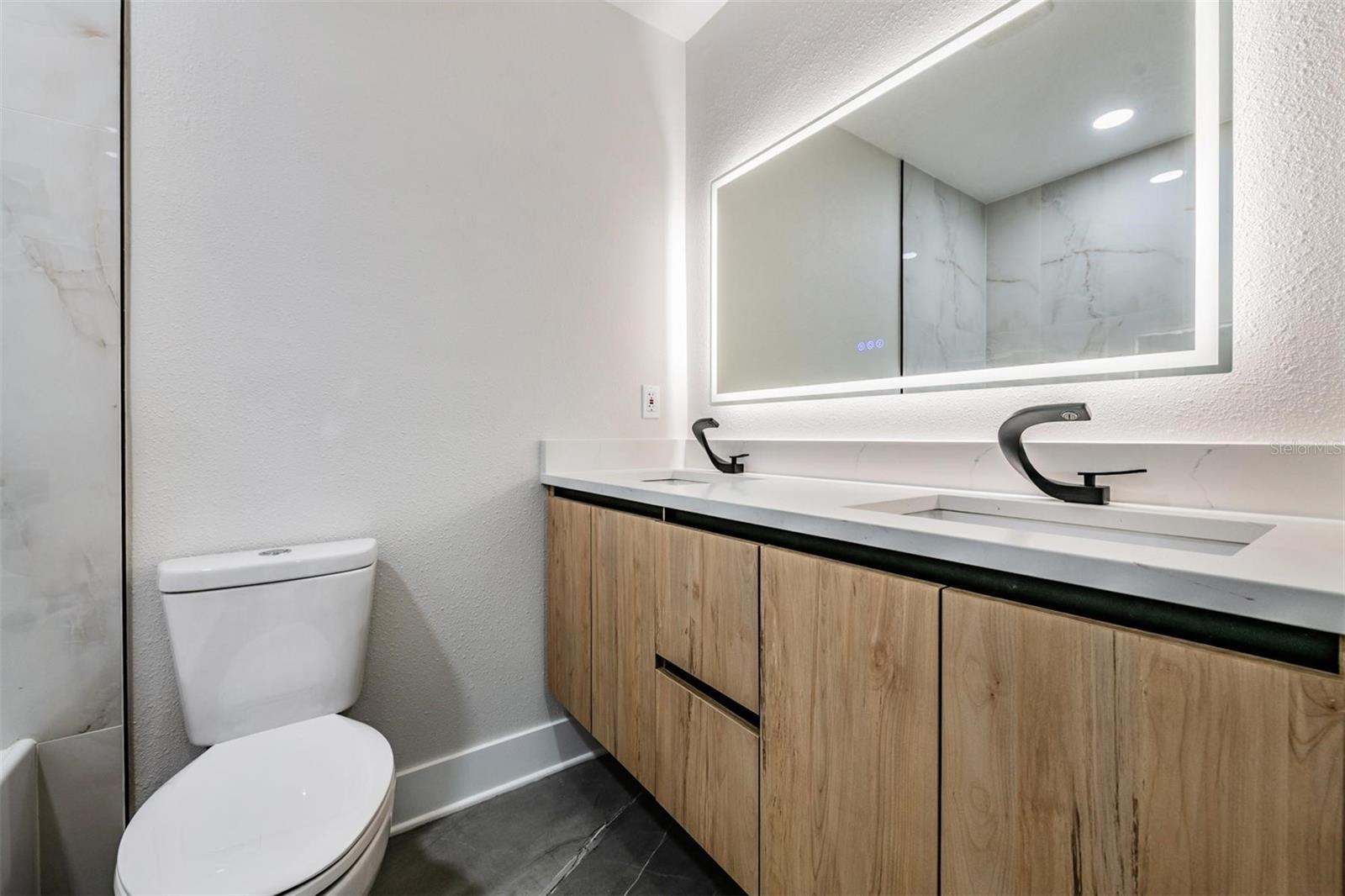 TOWNN COUNTRY PARK UN 06 - Residential