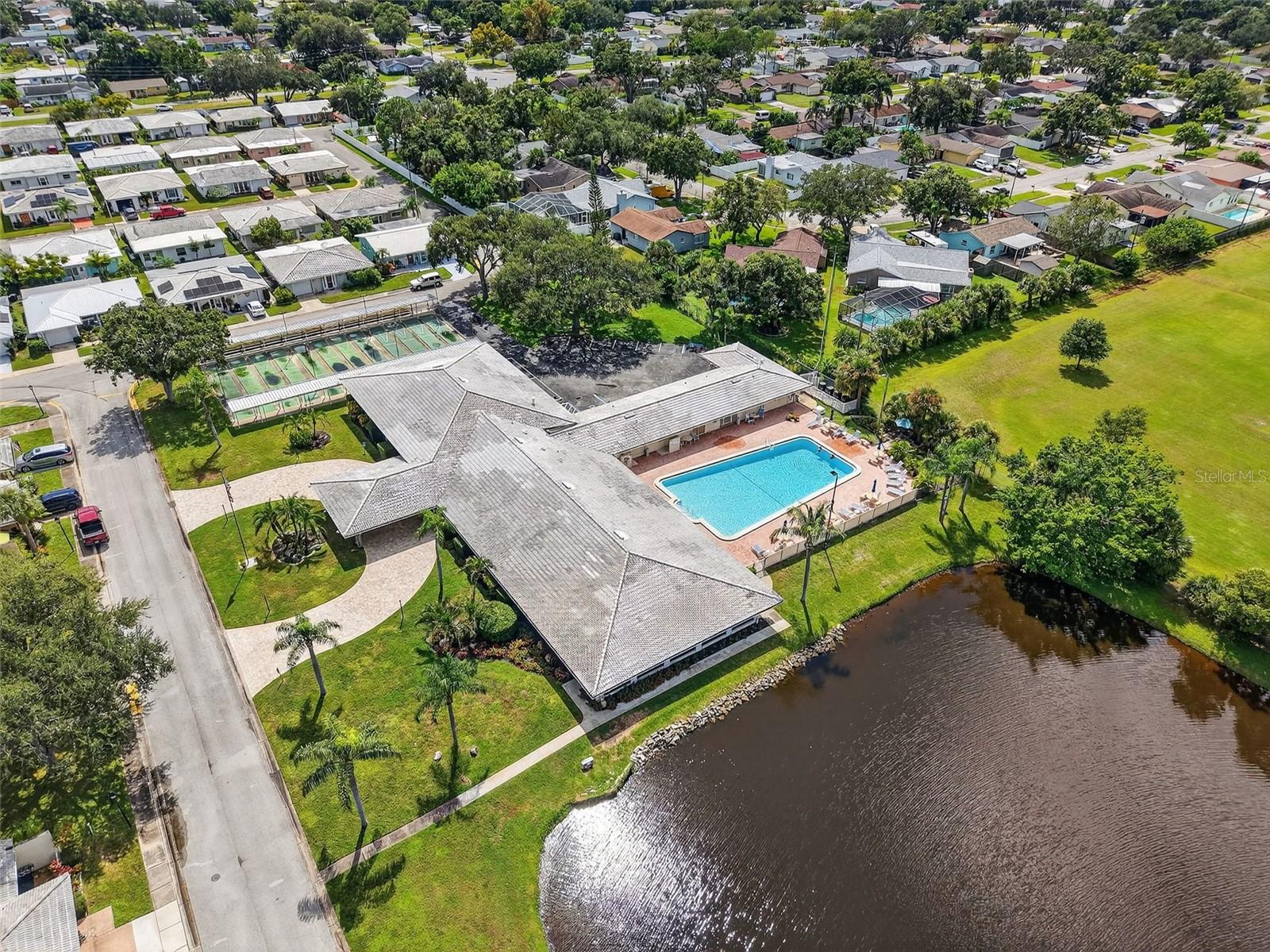 SPRINGWOOD VILLAS - Residential