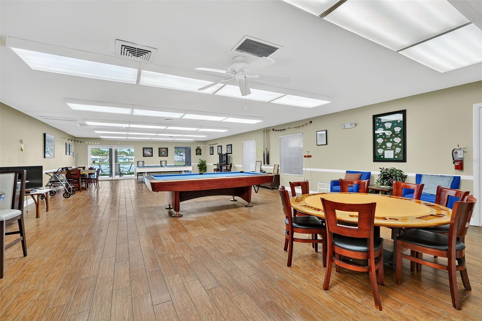 SPRINGWOOD VILLAS - Residential