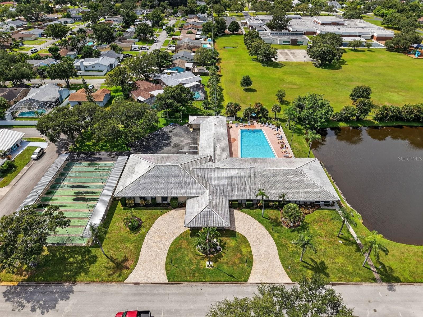 SPRINGWOOD VILLAS - Residential