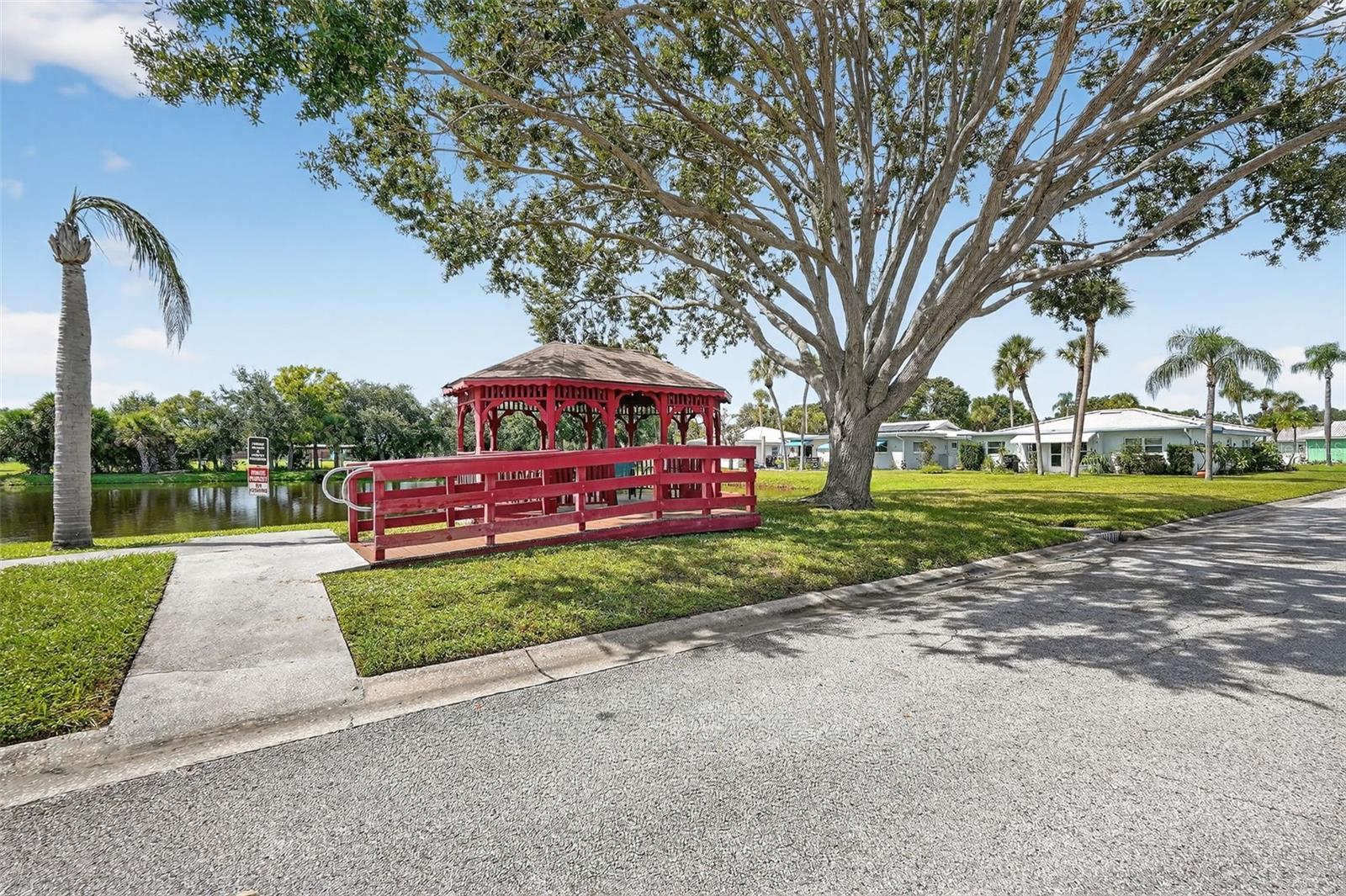 SPRINGWOOD VILLAS - Residential