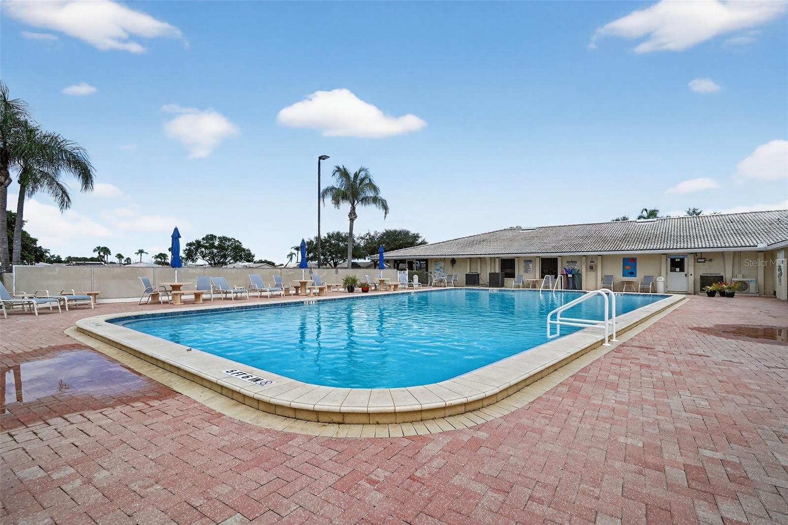 SPRINGWOOD VILLAS - Residential