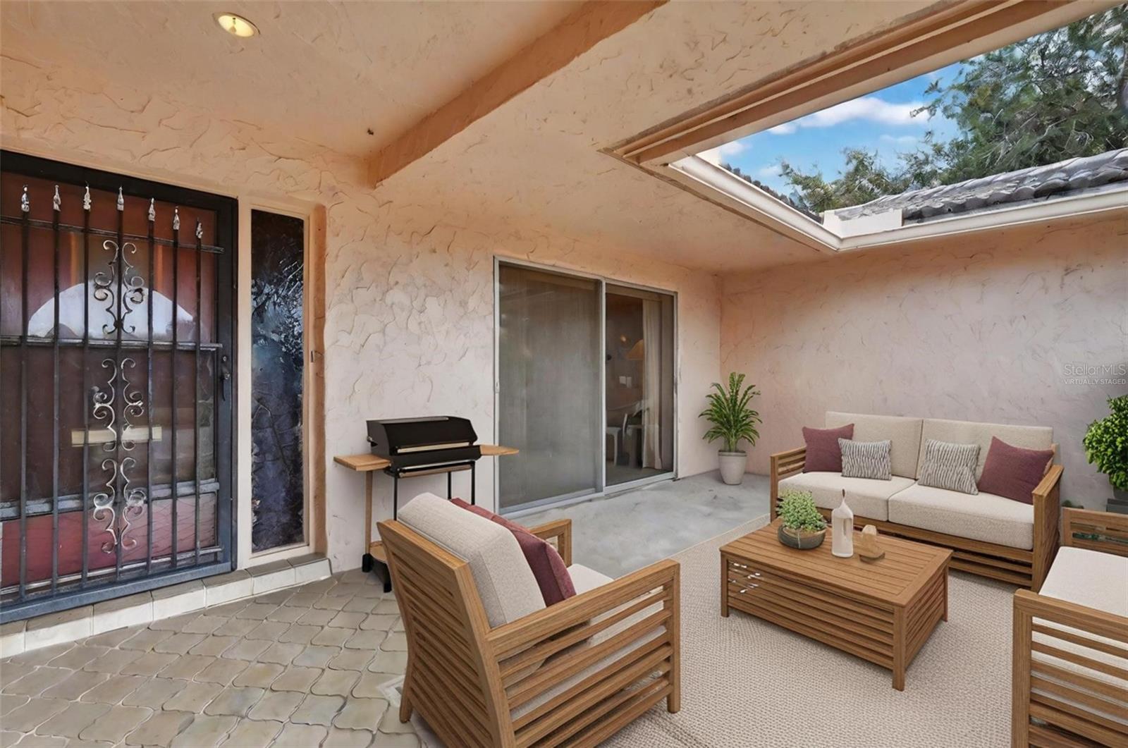 SPRINGWOOD VILLAS - Residential