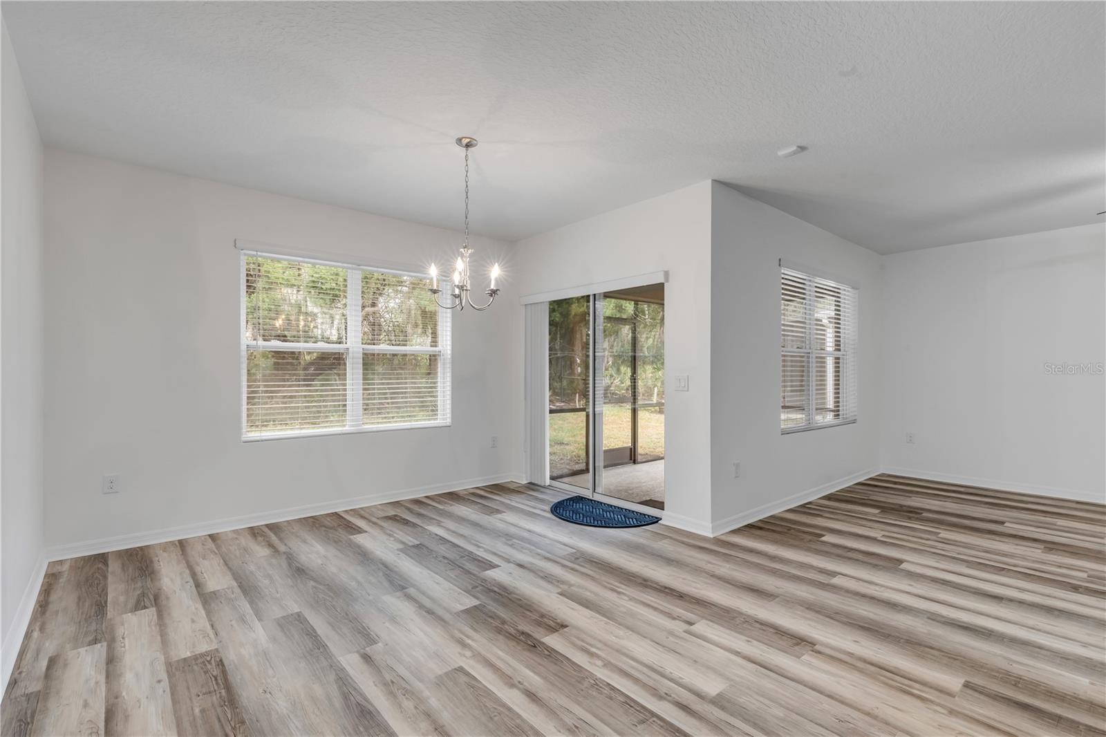 EDGEWATER LAKES N PH 01A - Residential