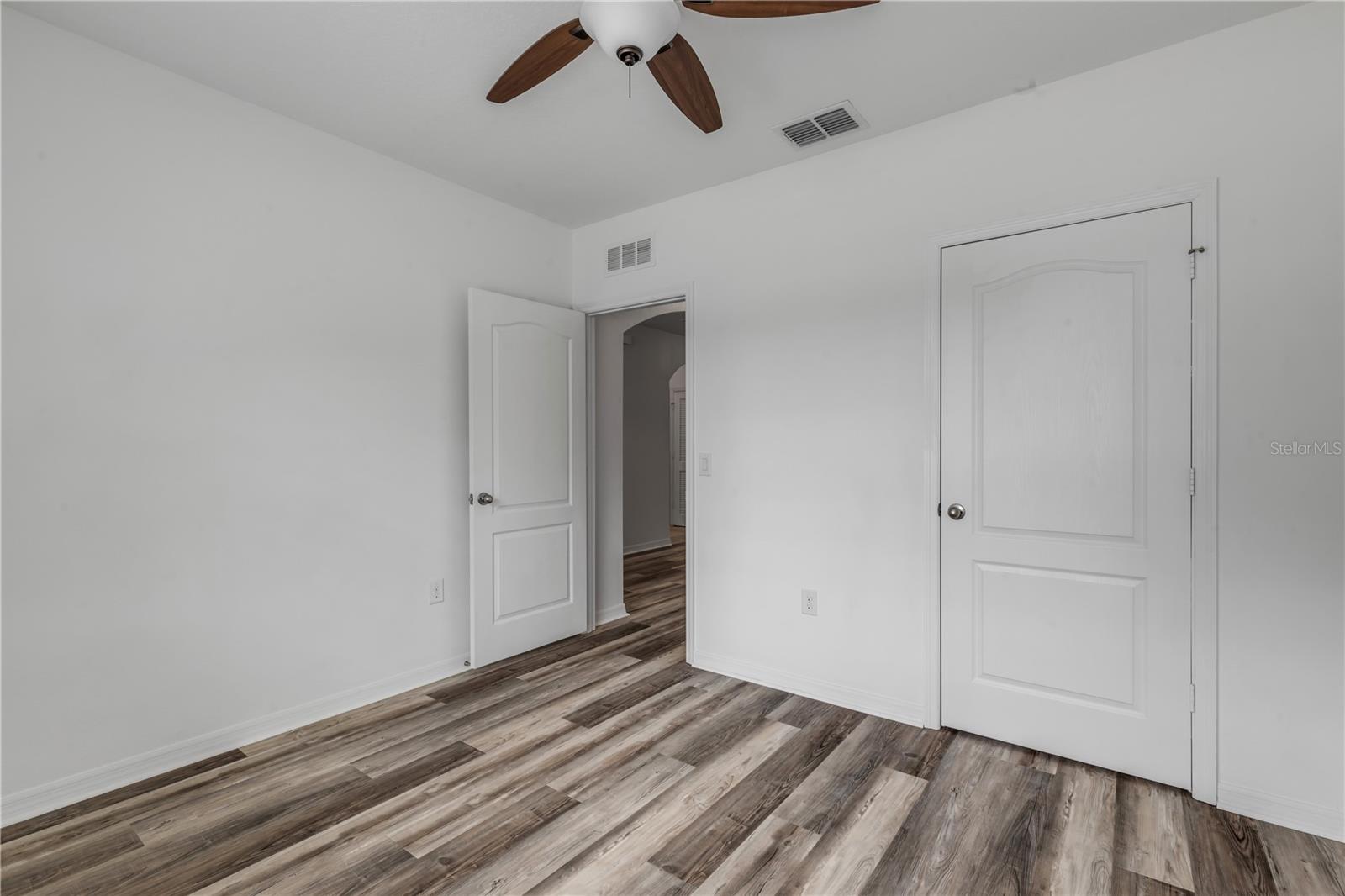 EDGEWATER LAKES N PH 01A - Residential