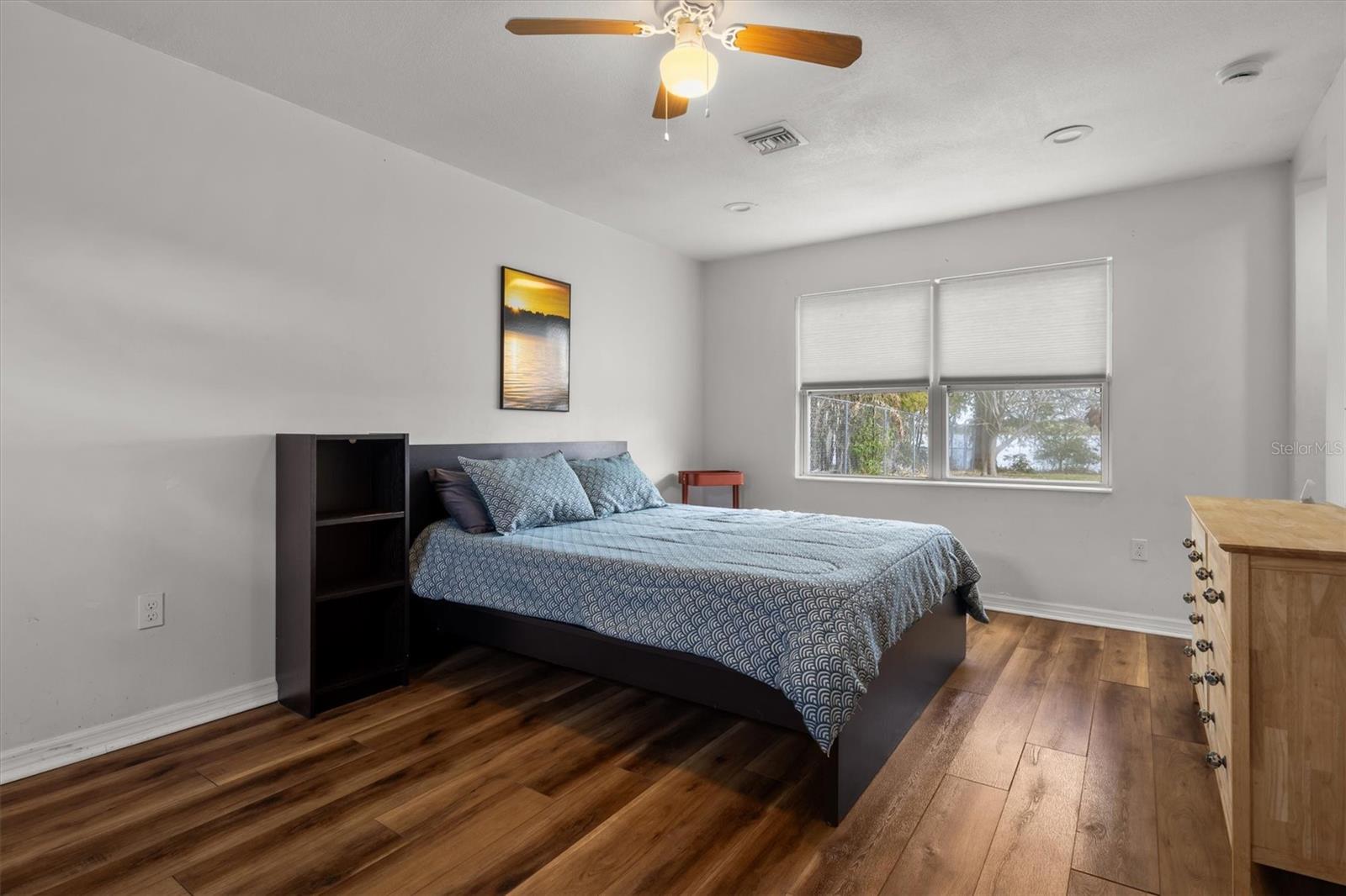 EAST VIEW PKWY - Residential