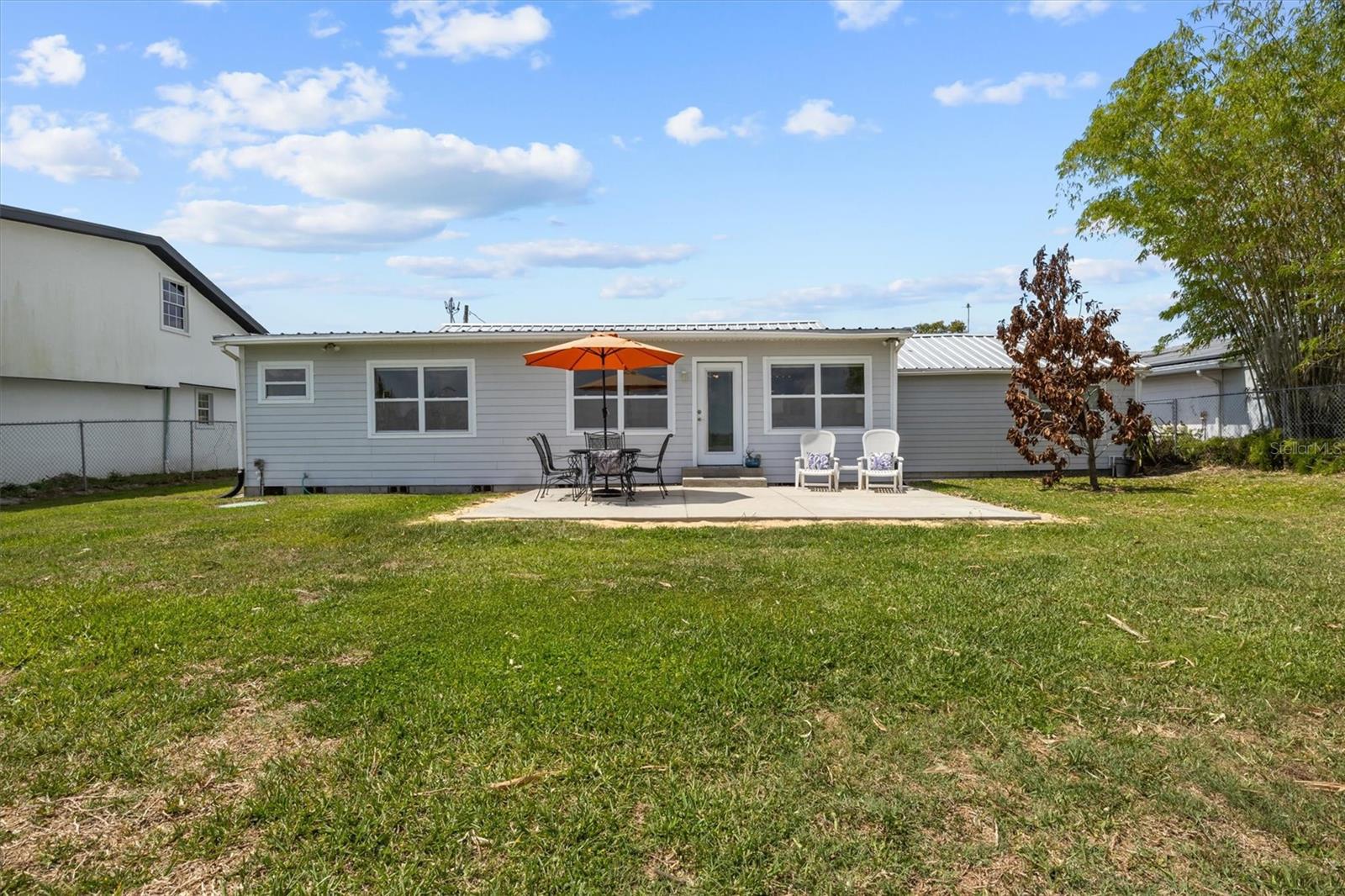 EAST VIEW PKWY - Residential