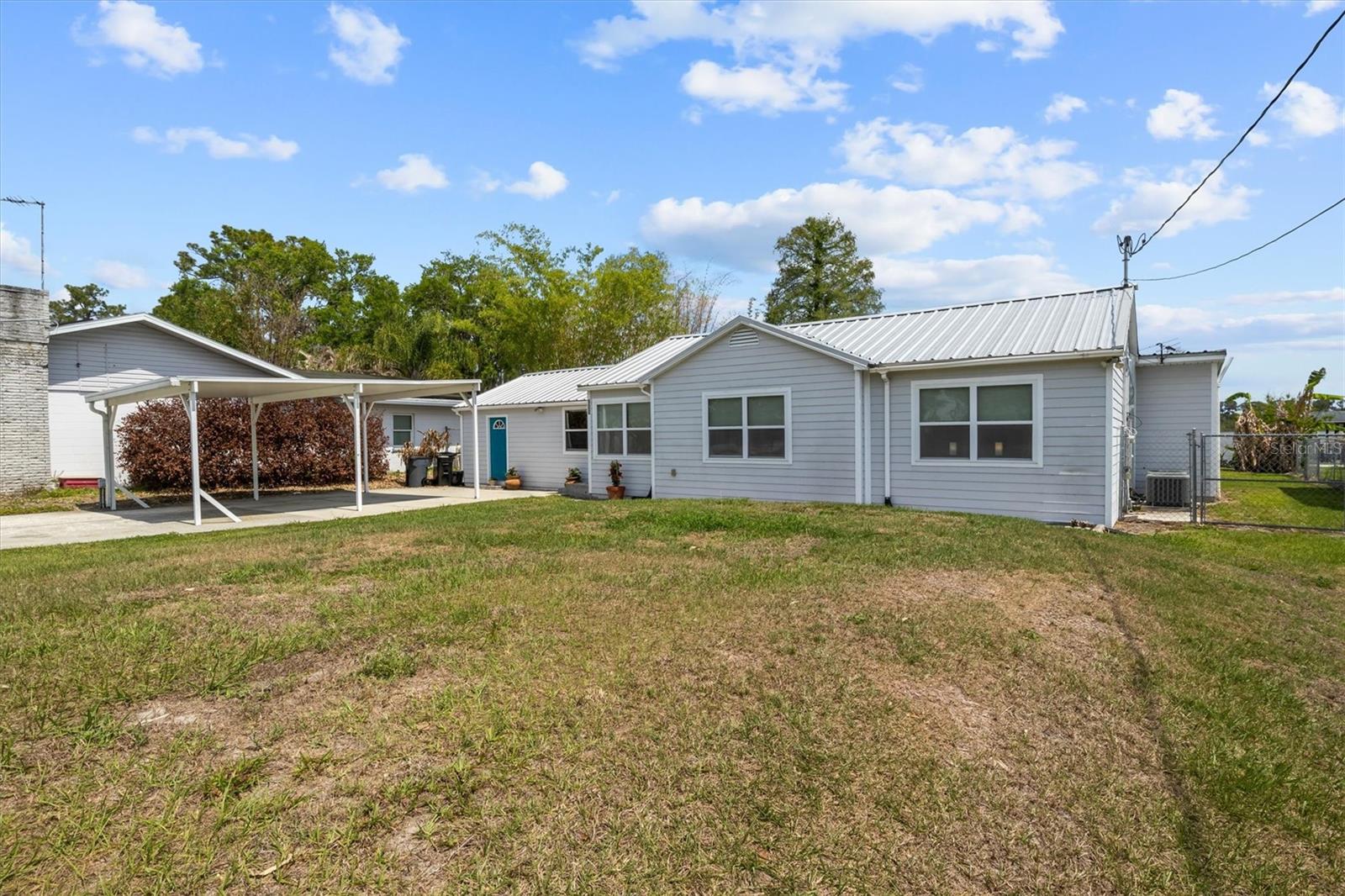 EAST VIEW PKWY - Residential