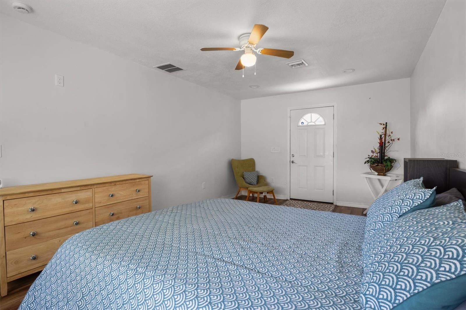 EAST VIEW PKWY - Residential