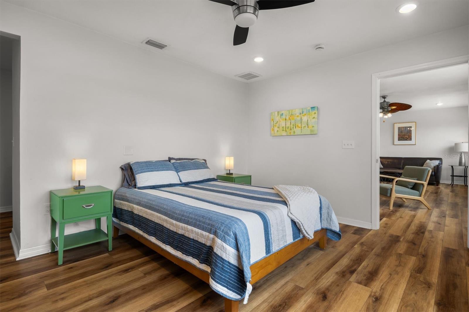 EAST VIEW PKWY - Residential