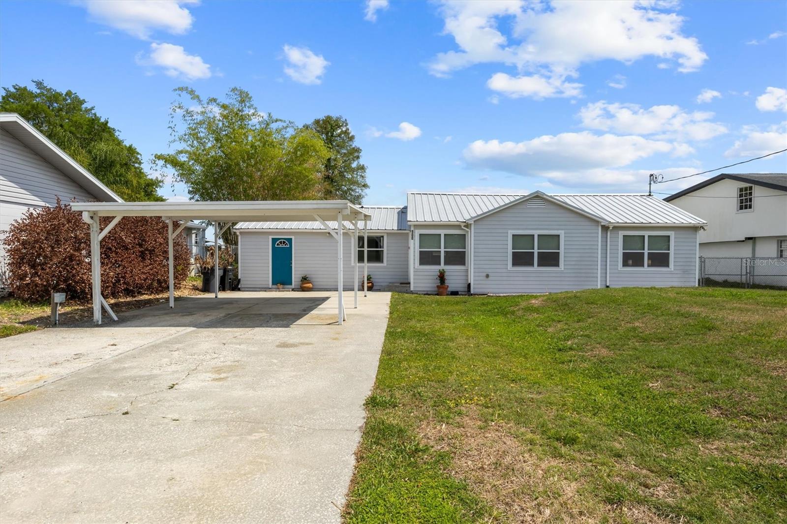 EAST VIEW PKWY - Residential