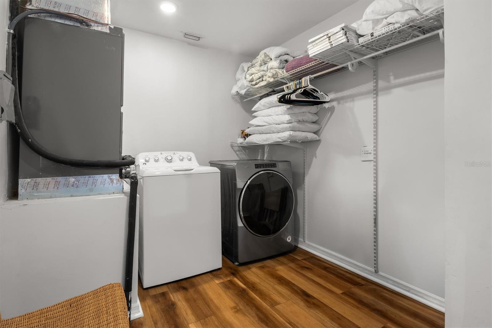 EAST VIEW PKWY - Residential