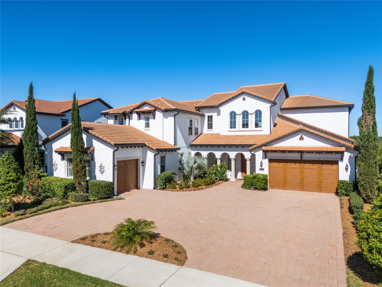 LAKESHORE PRESERVE - Residential