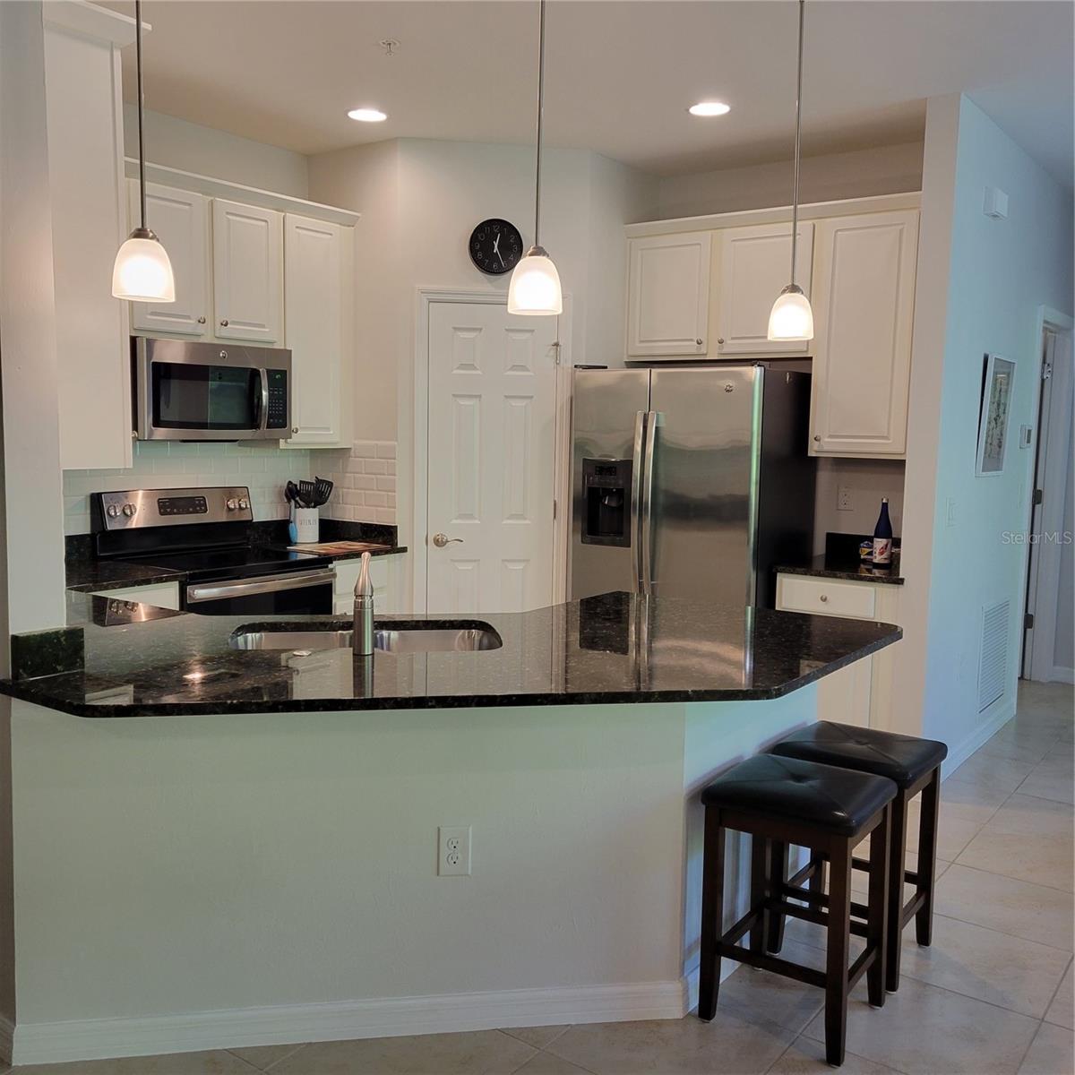 BAY STREET VILLAGE - Residential Lease