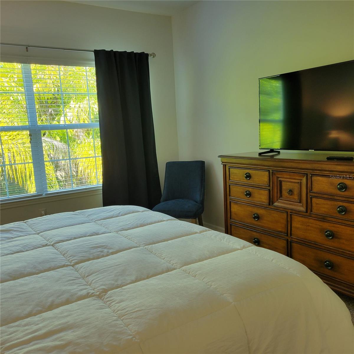 BAY STREET VILLAGE - Residential Lease