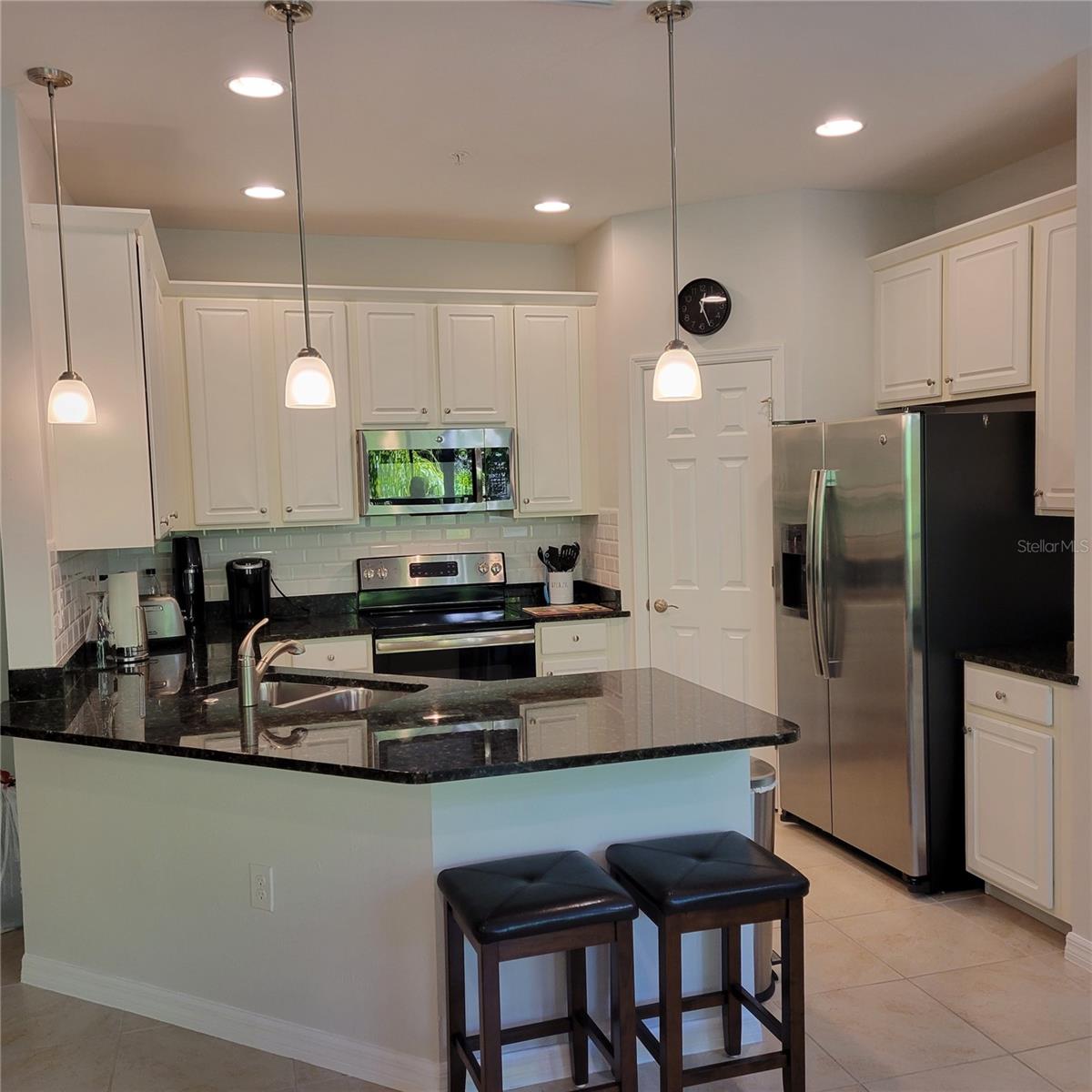 BAY STREET VILLAGE - Residential Lease