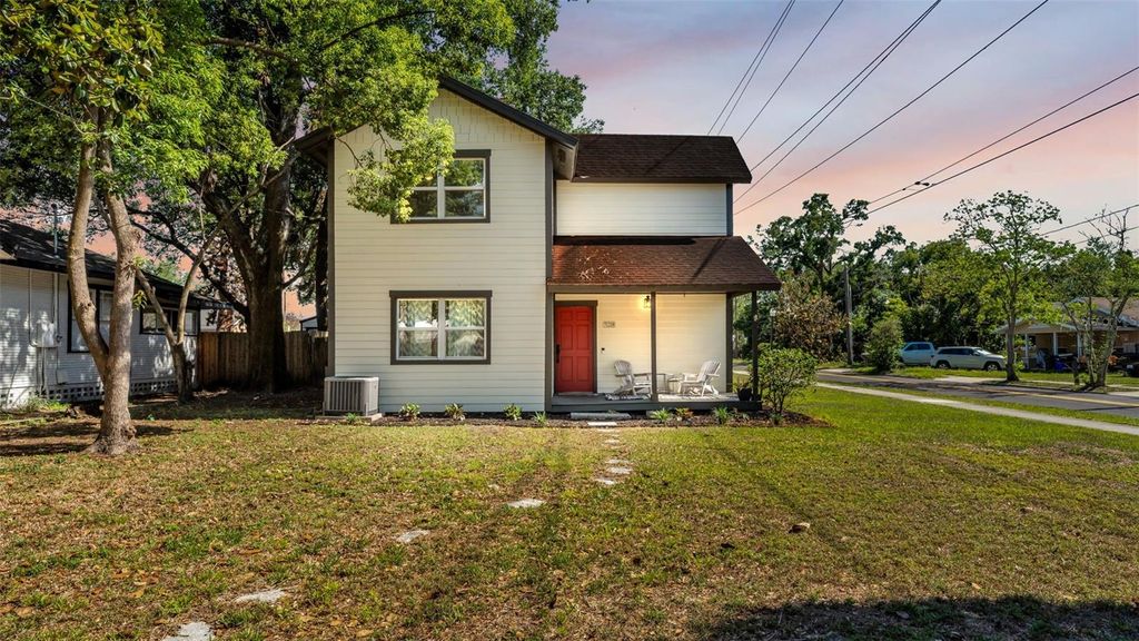 Photo of 728 W Belmar Street, Lakeland, FL 33803 (MLS # L4961466)