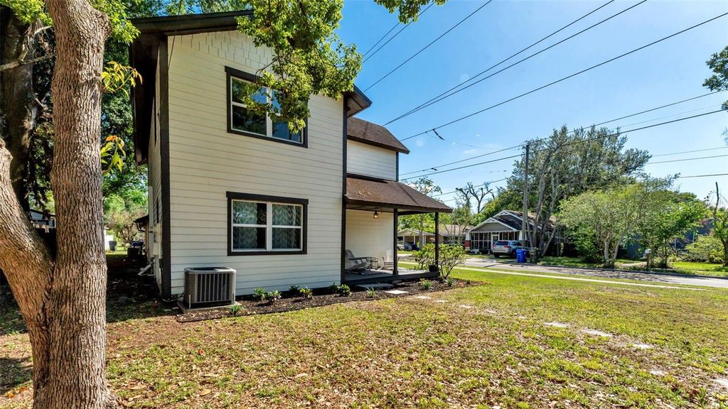 Photo of 728 W Belmar Street, Lakeland, FL 33803 (MLS # L4961466)