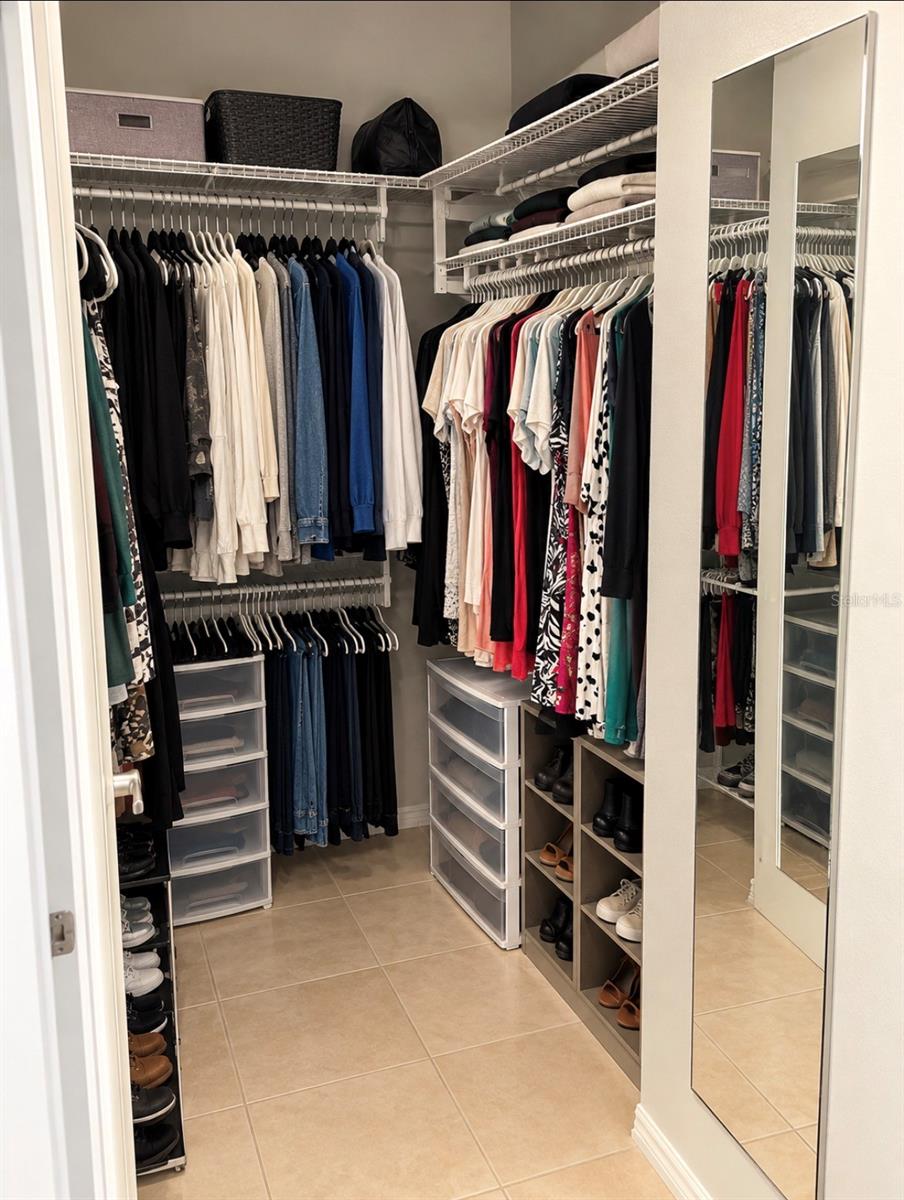 9209 SEMINOLE BOULEVARD 17