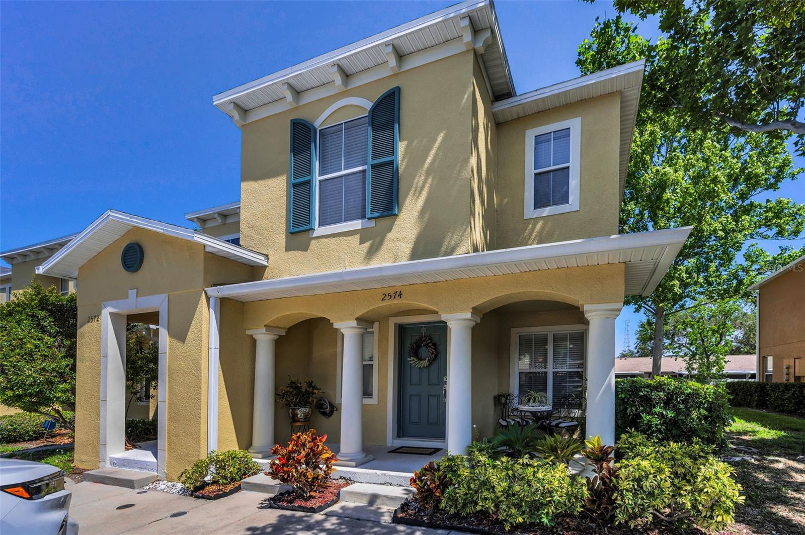 2574 HIDDEN COVE LANE